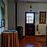 Pateo Memoria, Casa Do Beco * 塞图巴尔